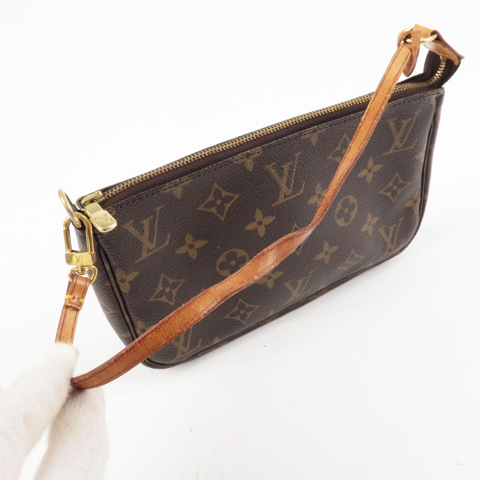 Louis Vuitton 2011 pre-owned Mini Damier Azur Pochette Accessoires