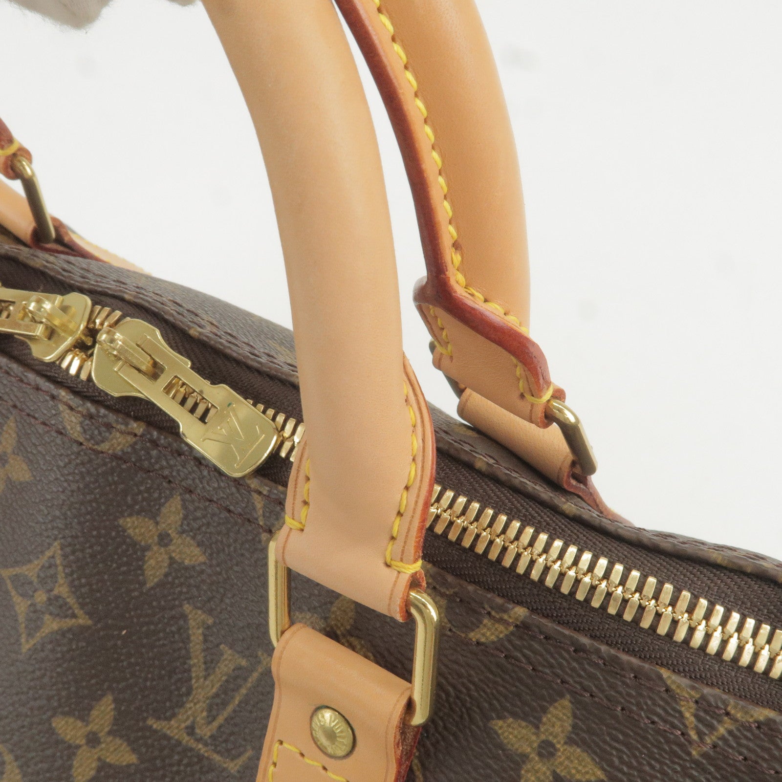 Buy Pre-Owned LOUIS VUITTON Horizon 55 Suitcase Monogram