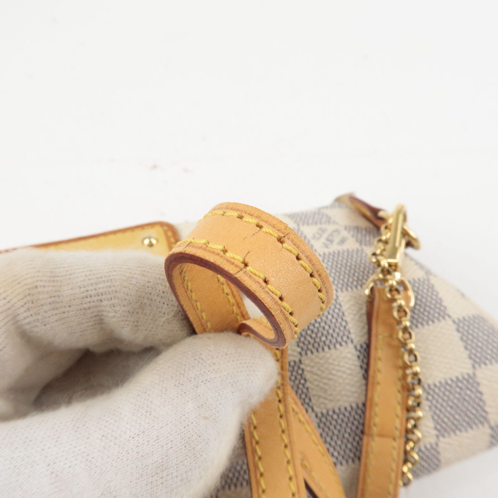 Pre-owned Louis Vuitton Leather Belt In Yellow