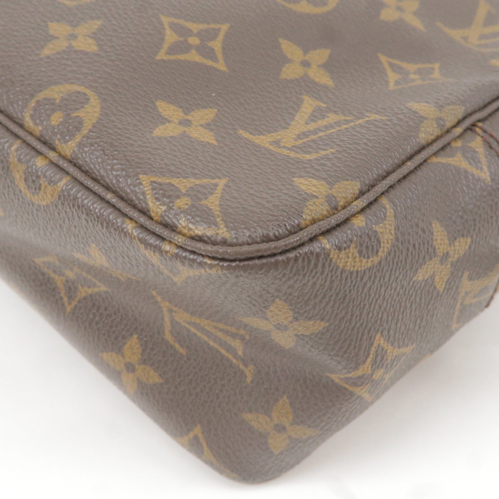 Louis Vuitton Monogram Trousse Toilette 28 Clutch Bag M47522 LV