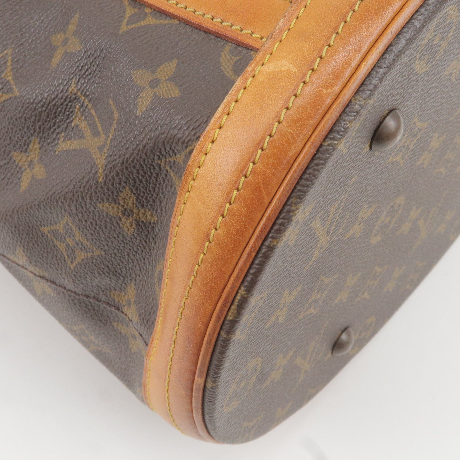 LOUIS VUITTON Speedy 40 Monogram Canvas Handbag