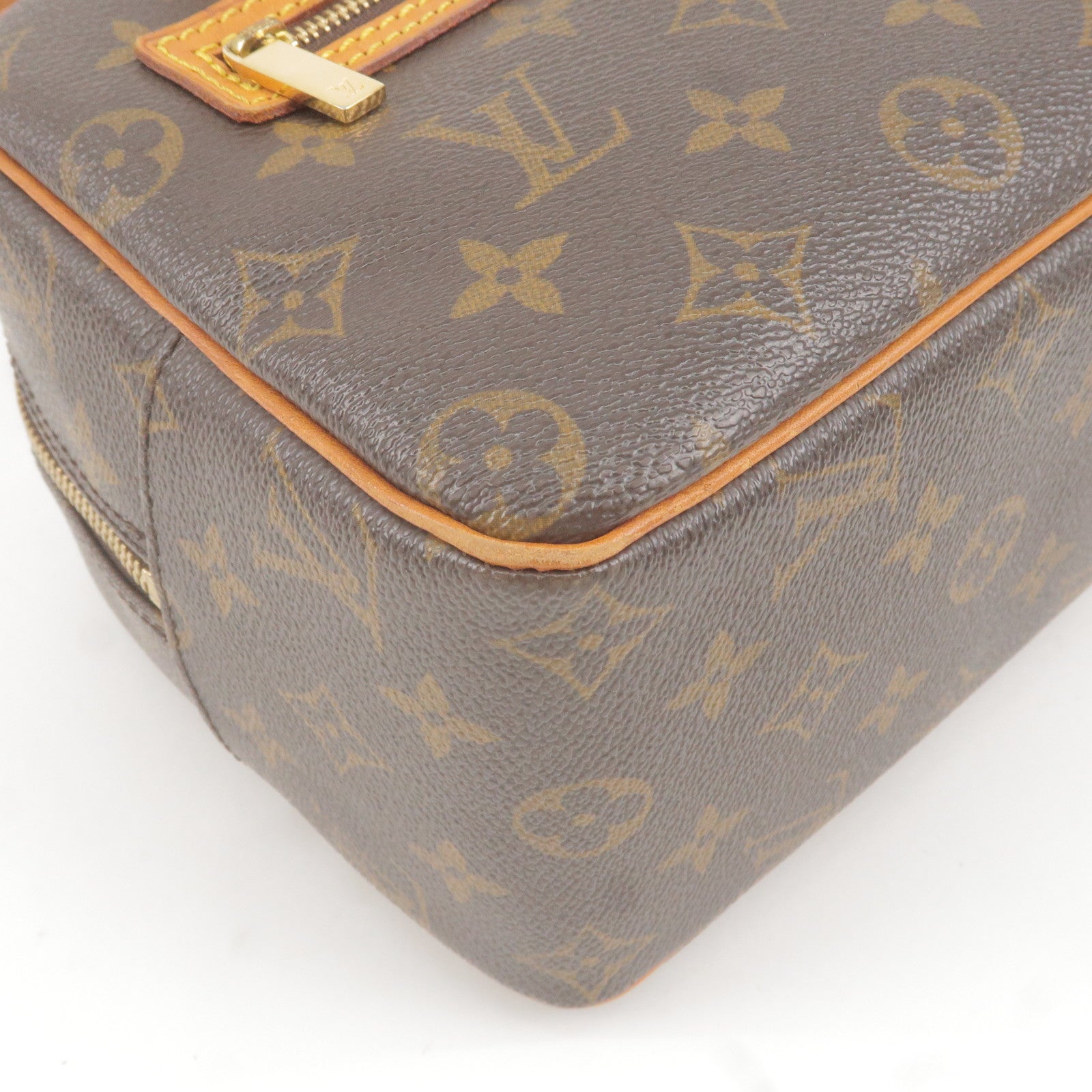 Louis Vuitton Vintage - Damier Ebene Papillon 26 Bag - Brown