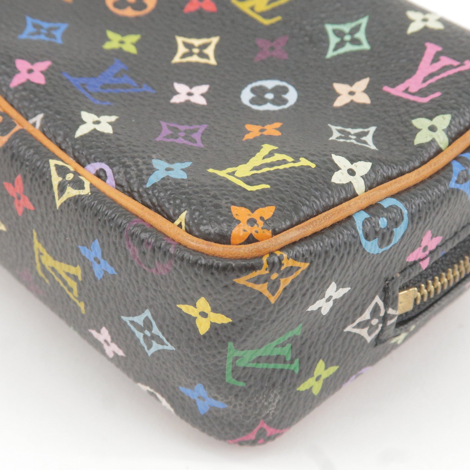 Vuitton - M58034 – PJ Tucker Kanye West x Louis Vuitton Jasper - Color - louis  vuitton 2009 pre owned speedy eclipse 30 tote item - Multi - Louis - Wapity  - Monogram - Trousse - Pouch