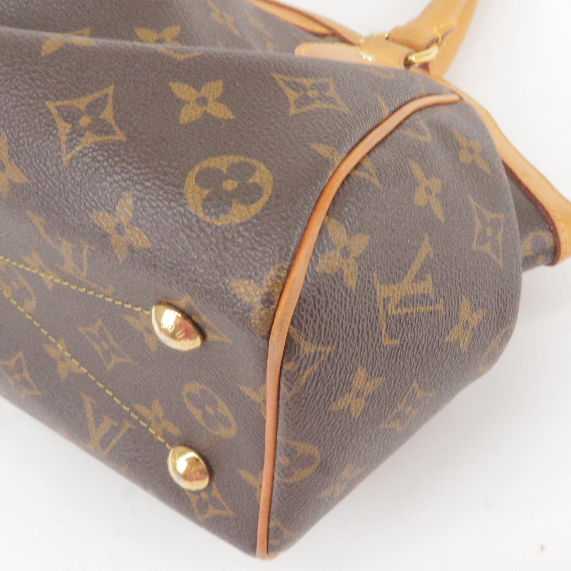 Sold at Auction: Louis Vuitton Monogram Canvas Looping PM Handbag