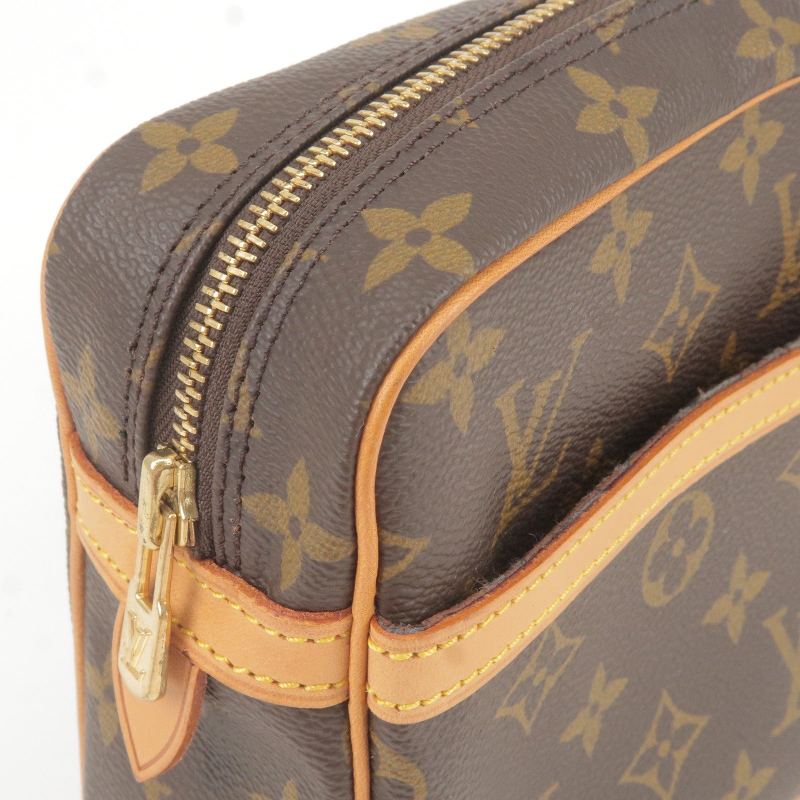 Used Brown Louis Vuitton Leather Monogram Charlie Camera Bag Model