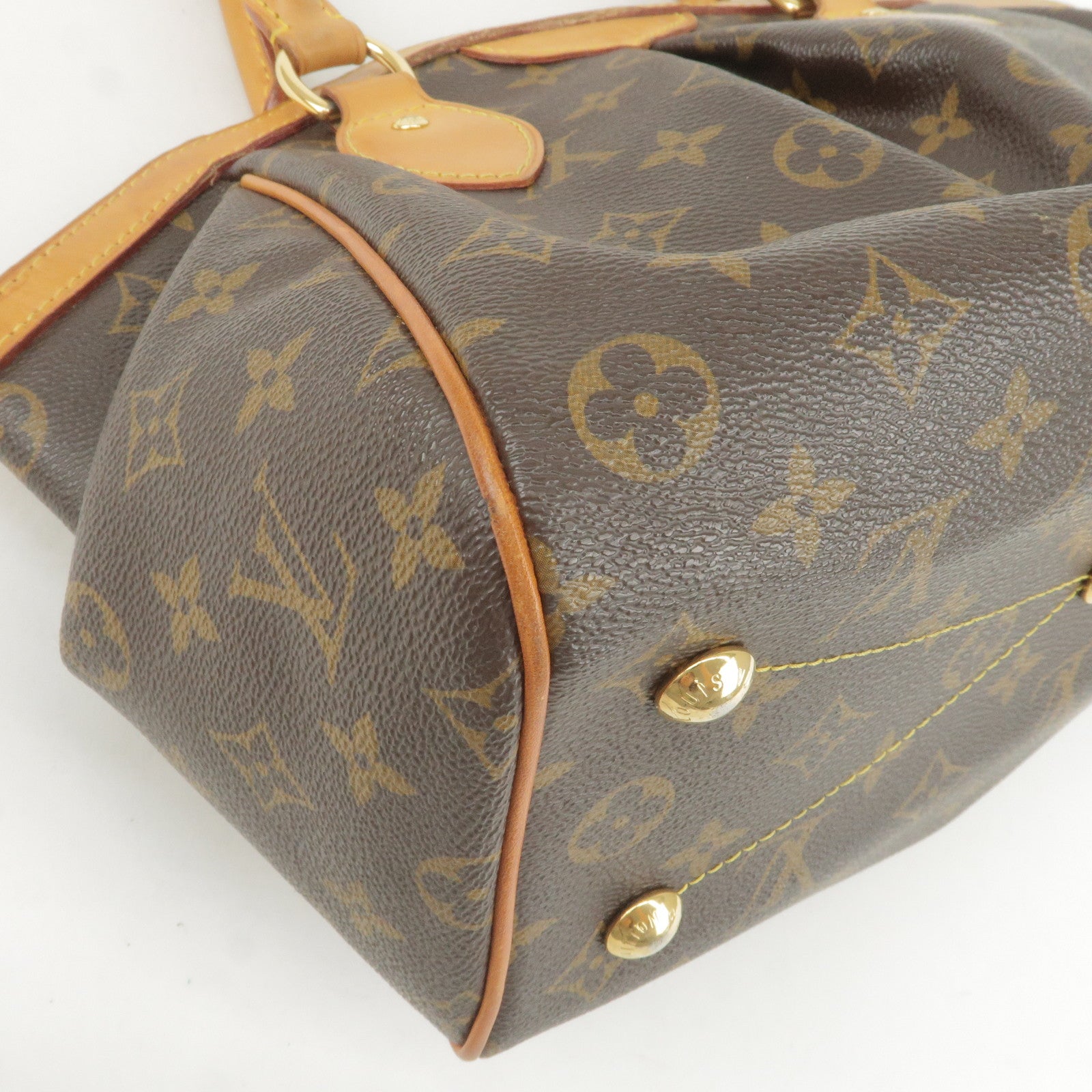 Louis Vuitton Creme Monogram Canvas Petite Malle - Handbag | Pre-owned & Certified | used Second Hand | Unisex