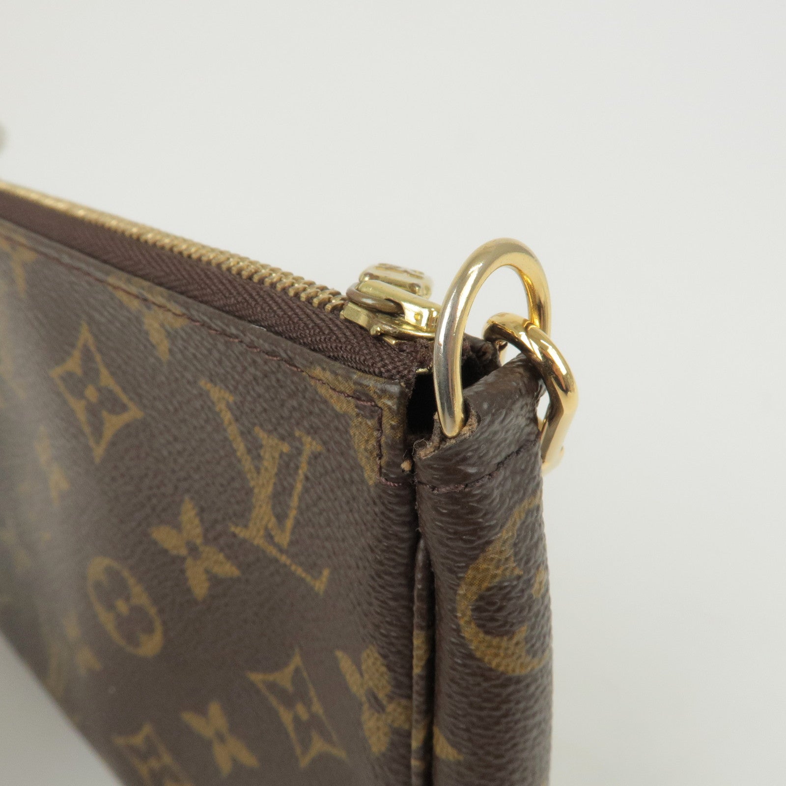 Louis-Vuitton-Monogram-Pochette-Accessoires-&-Strap-M51980-J00145