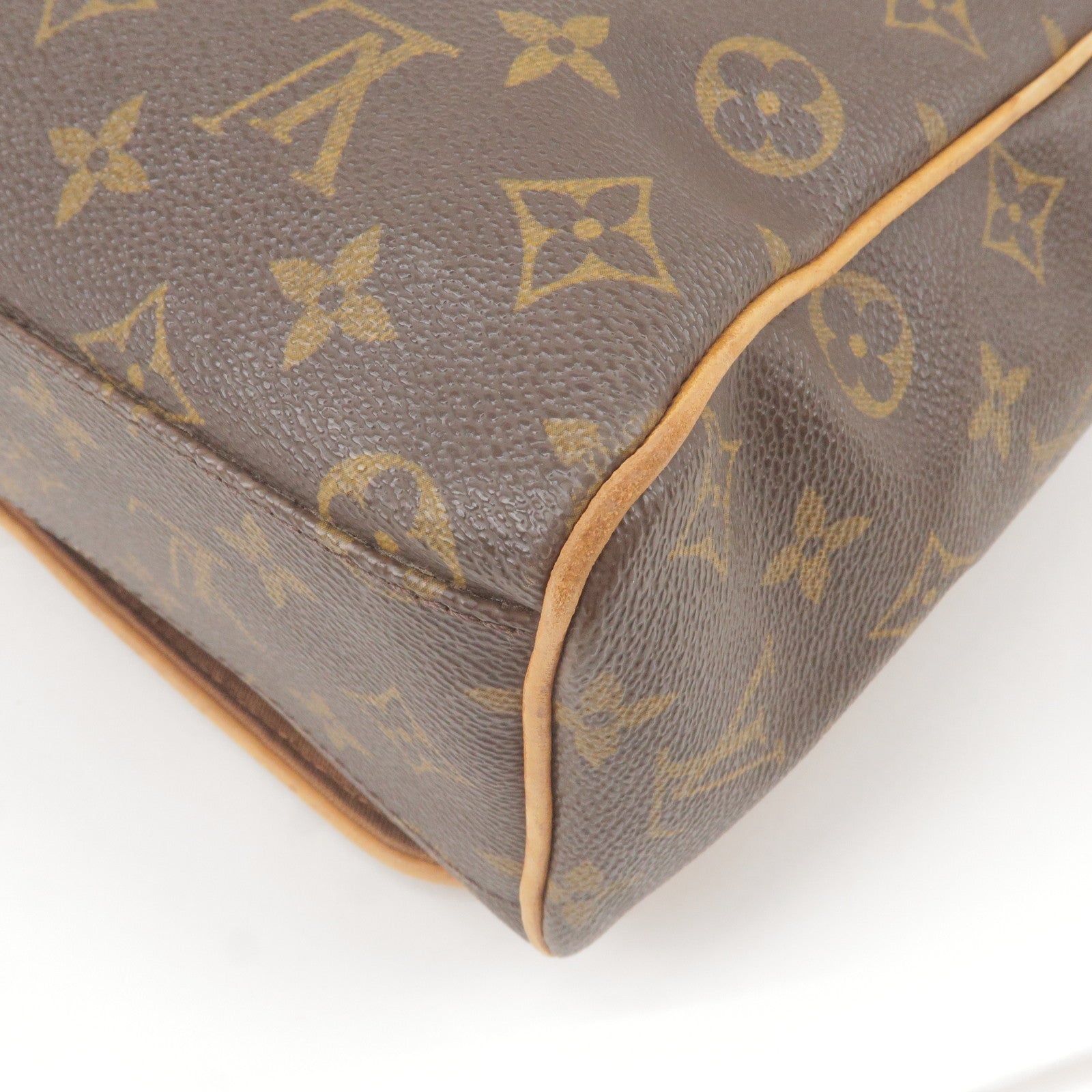 Pre-owned Authentic Louis Vuitton  Monogram Crossbody Bag