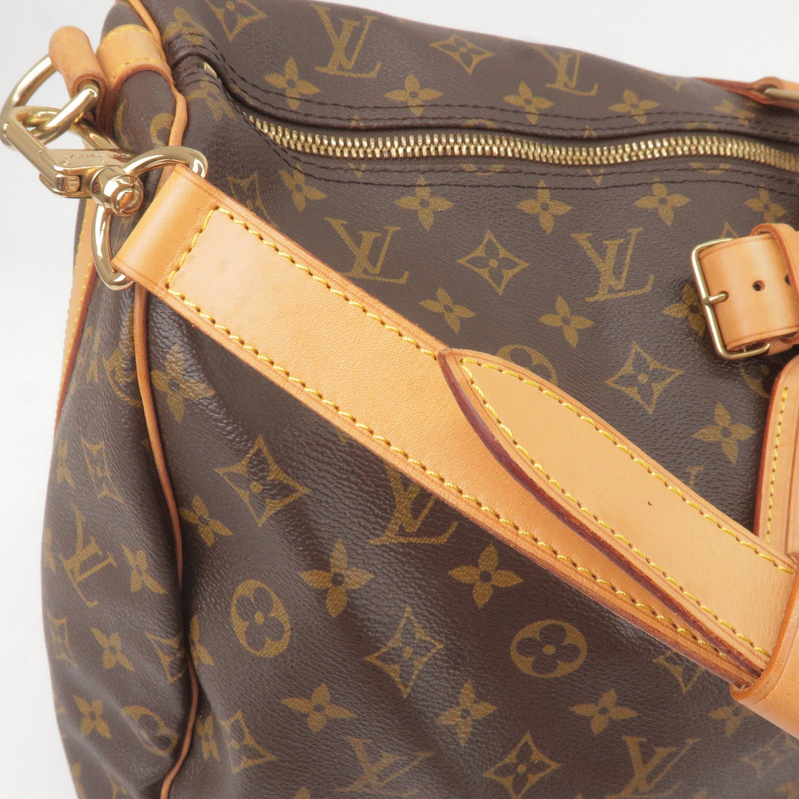 Extra Large Louis Vuitton Bandouliere Monogram Canvas Keepall 60 cm Travel  Bag