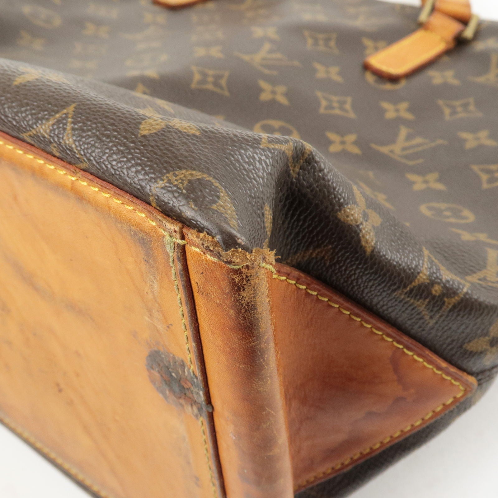 Louis Vuitton // 2006 Brown Monogram Canvas Cabas Mezzo Tote Bag