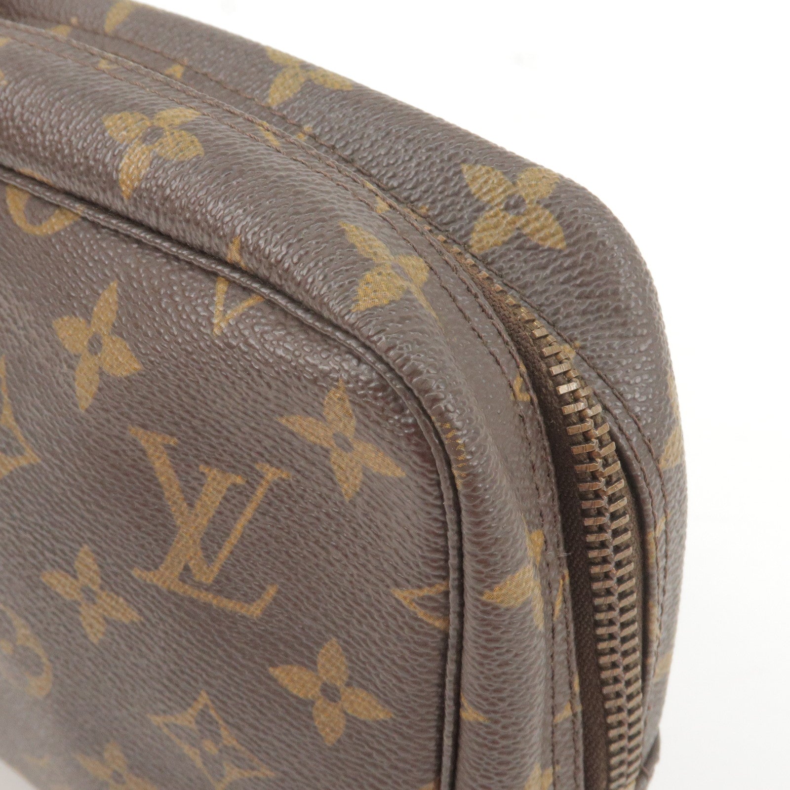 PRELOVED Vintage Louis Vuitton Monogram Canvas Trousse Toiletry 23