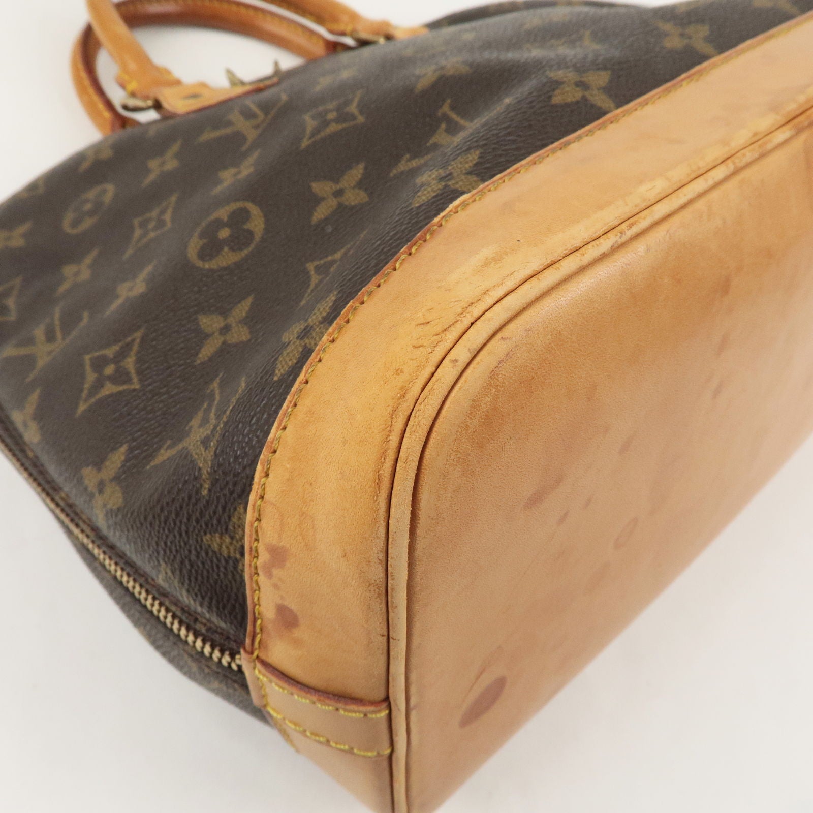 Sacs Louis Vuitton Alma MM Rouge d'occasion