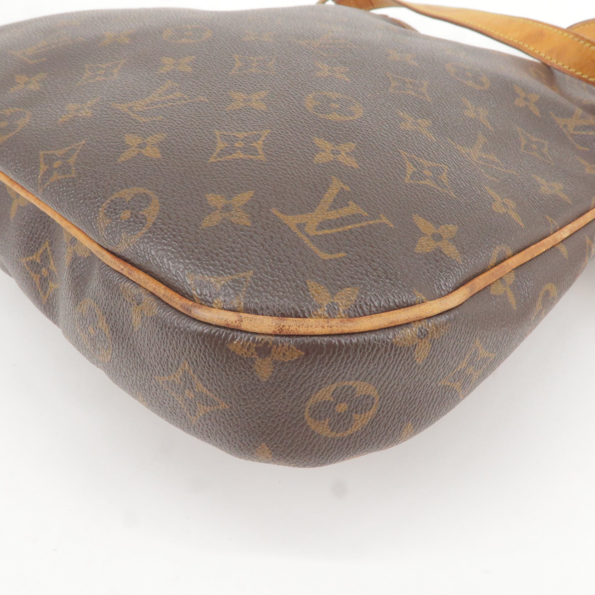 Louis Vuitton 2007 Pre-owned Onatah GM Shoulder Bag - White