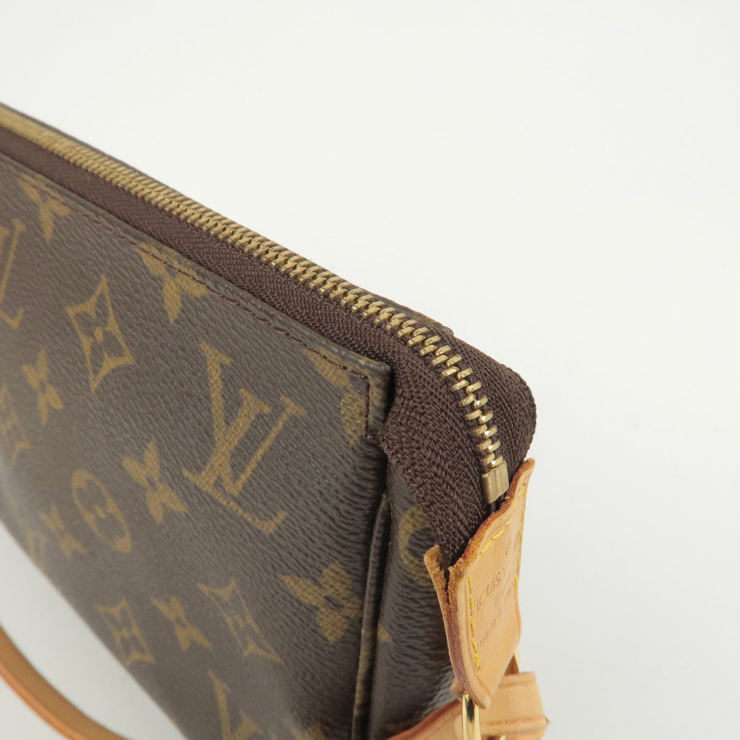 Louis-Vuitton-Monogram-Pochette-Accessoires-&-Strap-M51980-J00145