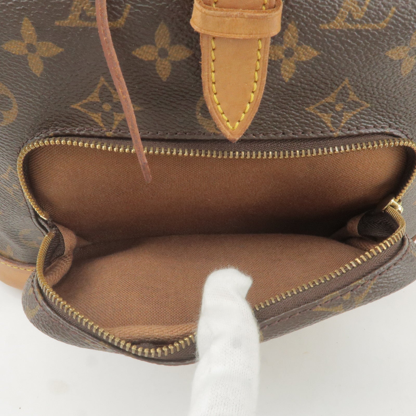 Pre-Owned Louis Vuitton Montsouris MM Brown 