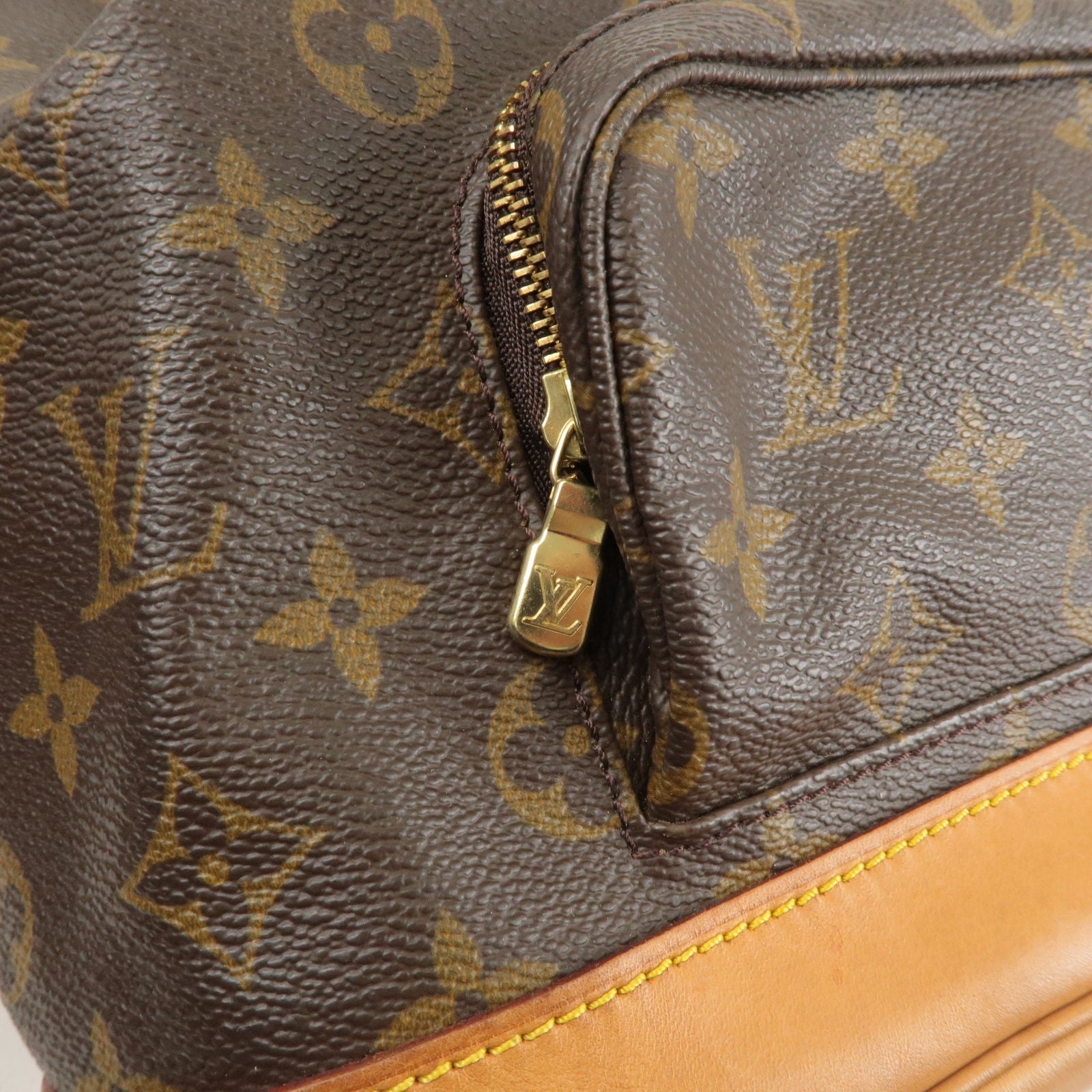 Louis Vuitton 2002 Pre-owned America's Cup Shoulder Bag