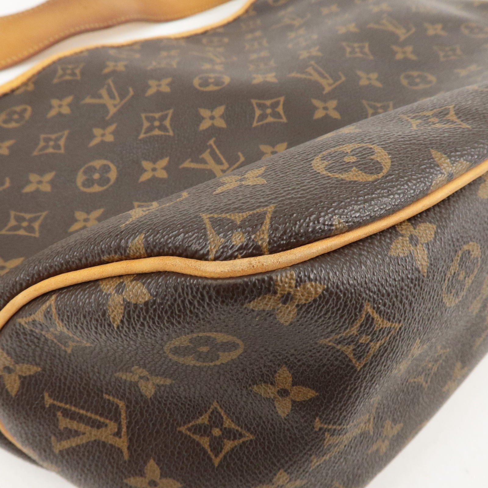 Louis Vuitton 2002 Pre-owned Monogram Pochette Cite Shoulder Bag