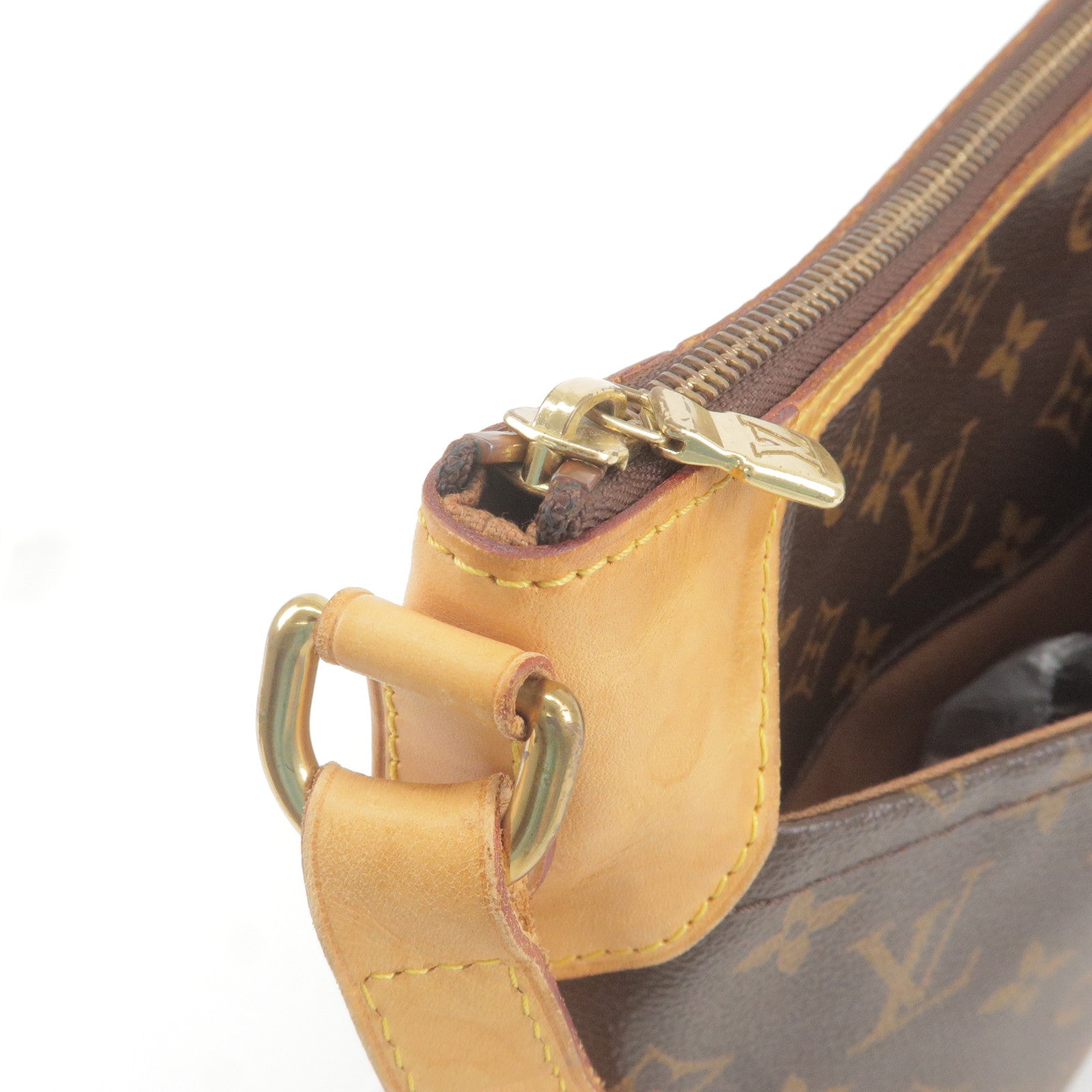 Sac à main Louis Vuitton L en cuir Mahina métal argenté - Louis - Monogram  - Bag - PM - Shoulder - Odeon - Vuitton - ep_vintage luxury Store - M56390  – dct
