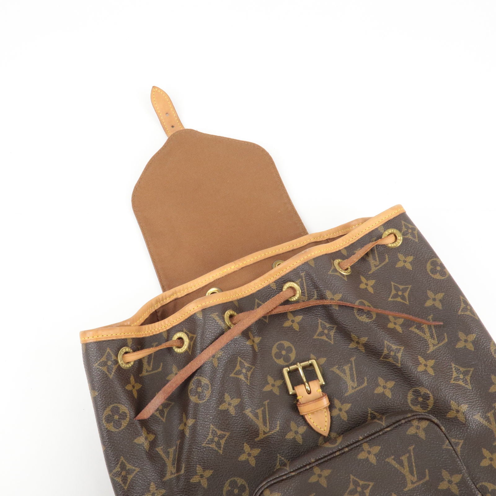 Pre-owned Louis Vuitton 2016 Monogram Favorite Mm Shoulder Bag In Brown