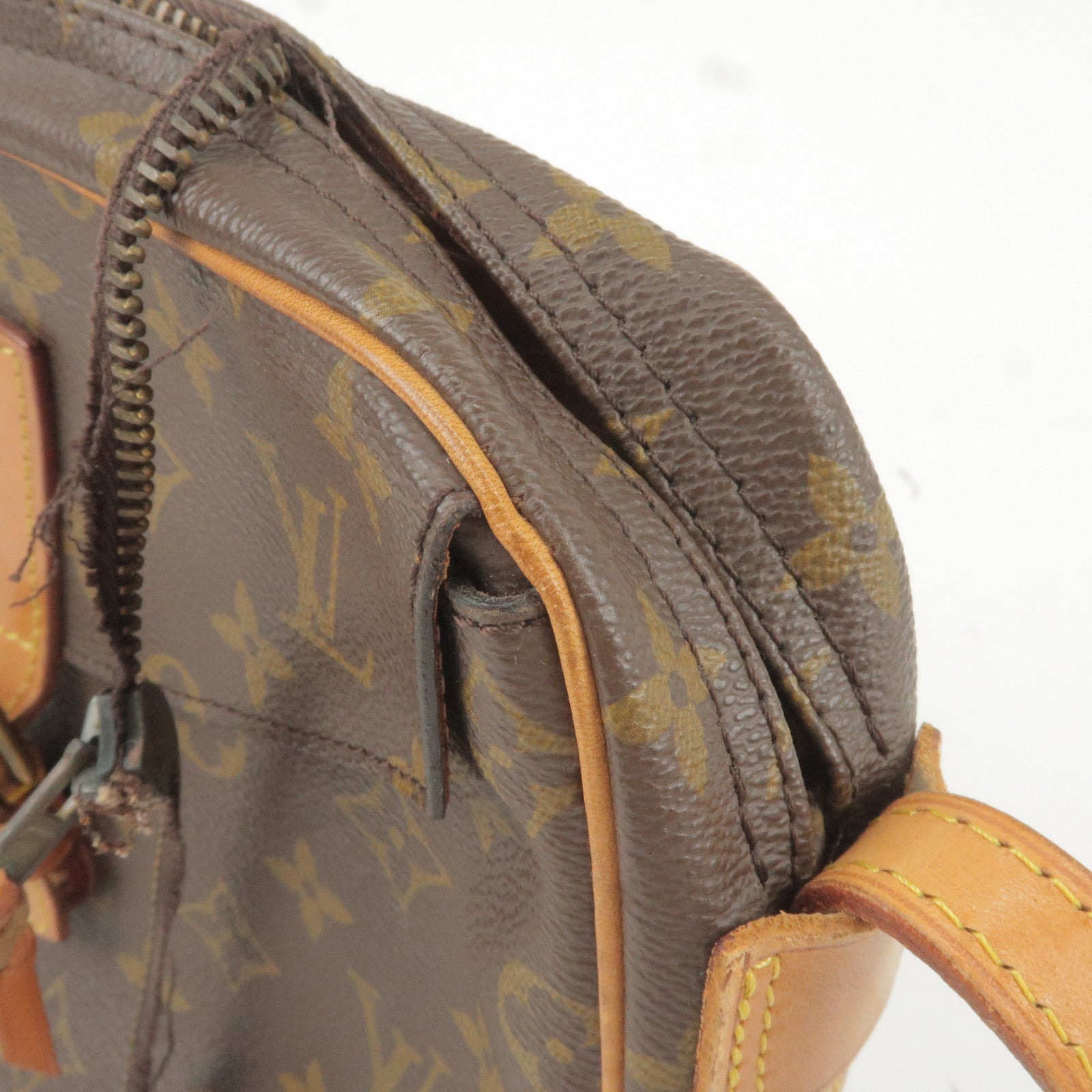 Louis Vuitton Monogram Canvas Limited Edition Frank Gehry Twisted Box Bag