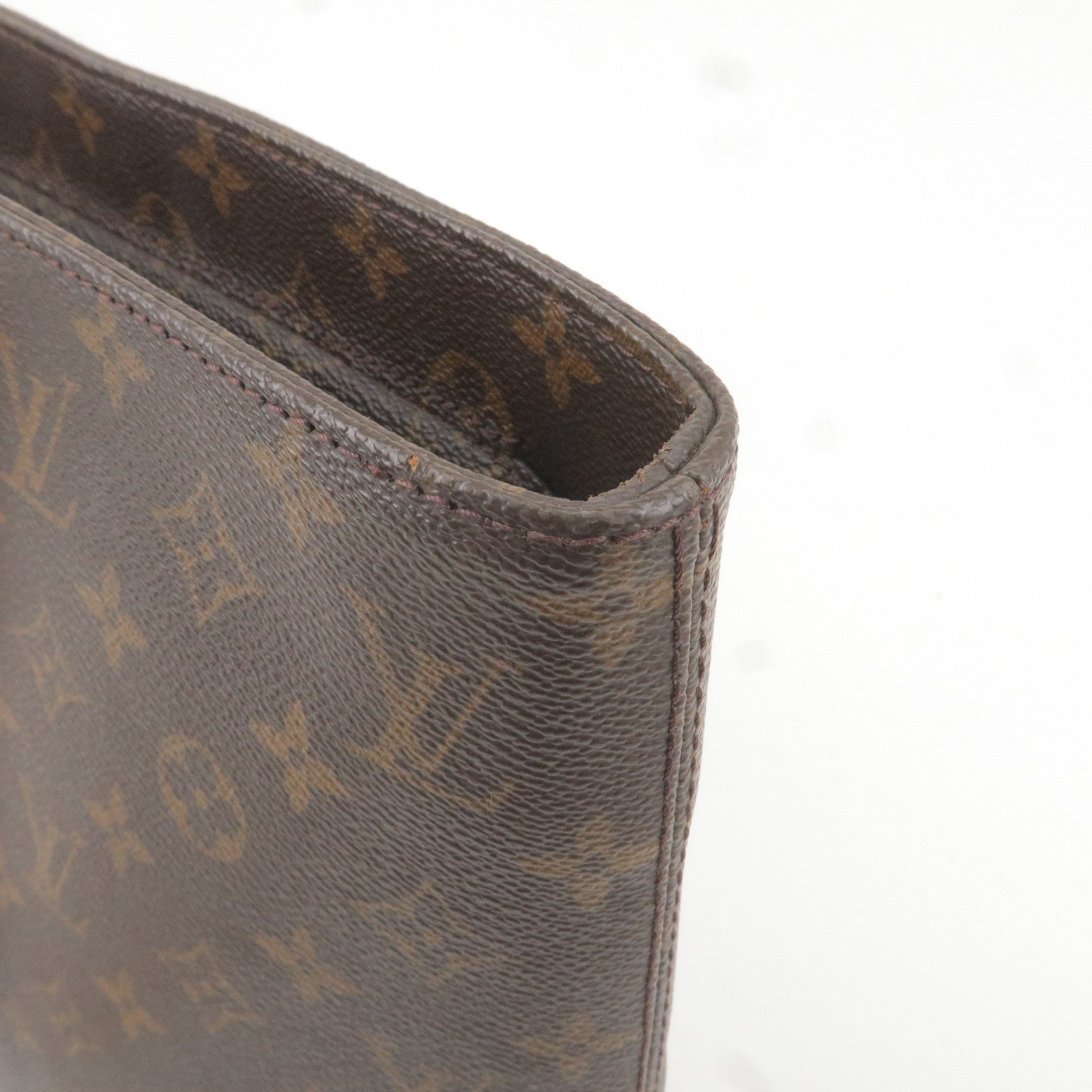 A Louis Vuitton Special Review feat. a LV wallet & LV x Travis