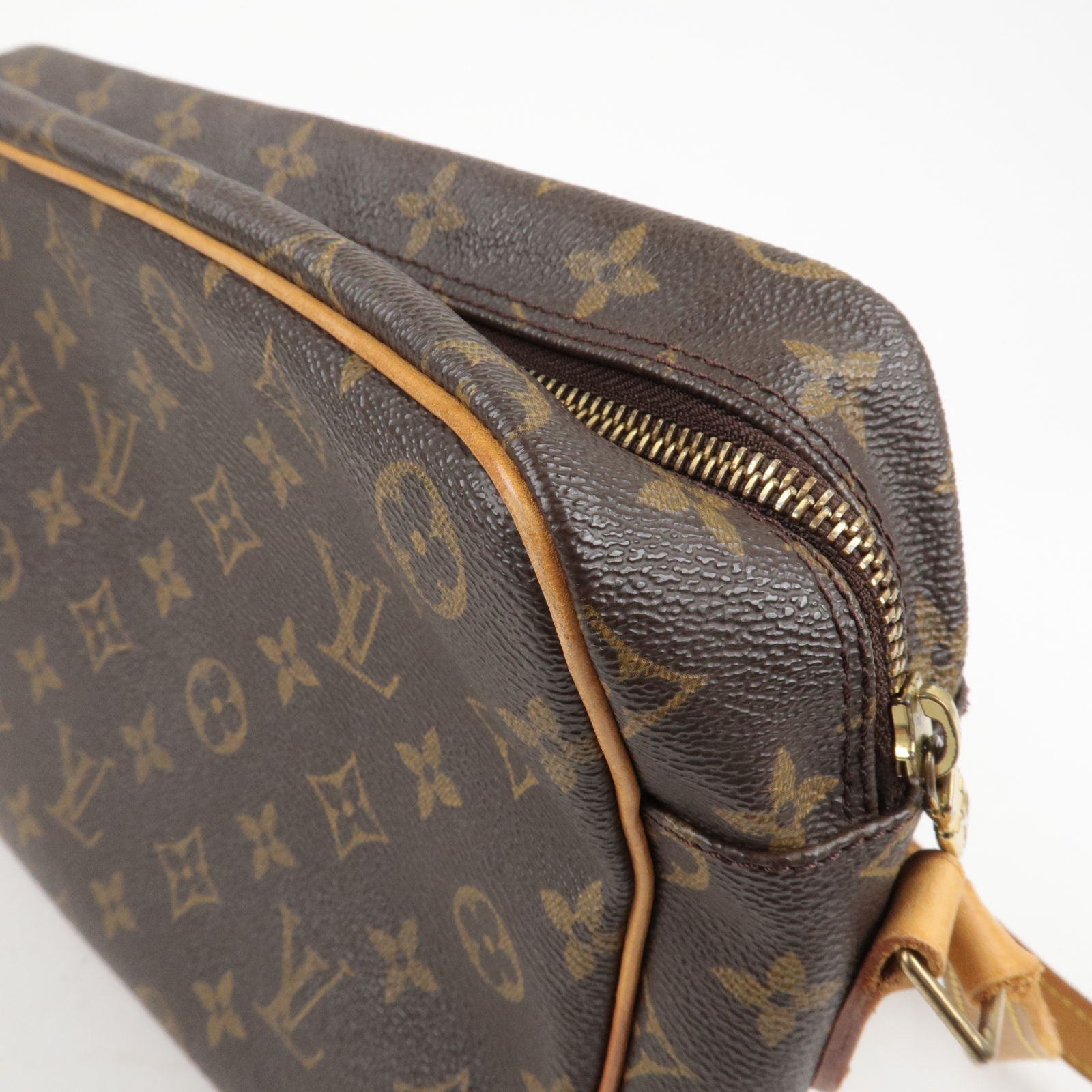 Louis Vuitton Babylone PM Crossbody Handbag Mahina Leather 2way