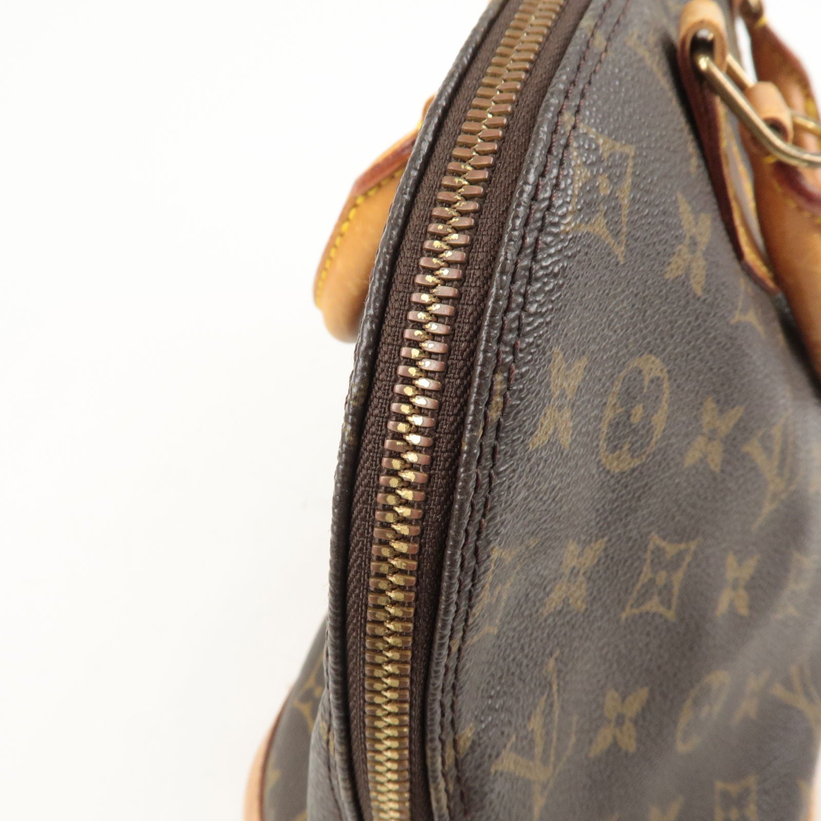 Louis Vuitton City Steamer Small Model Handbag in Black Grained