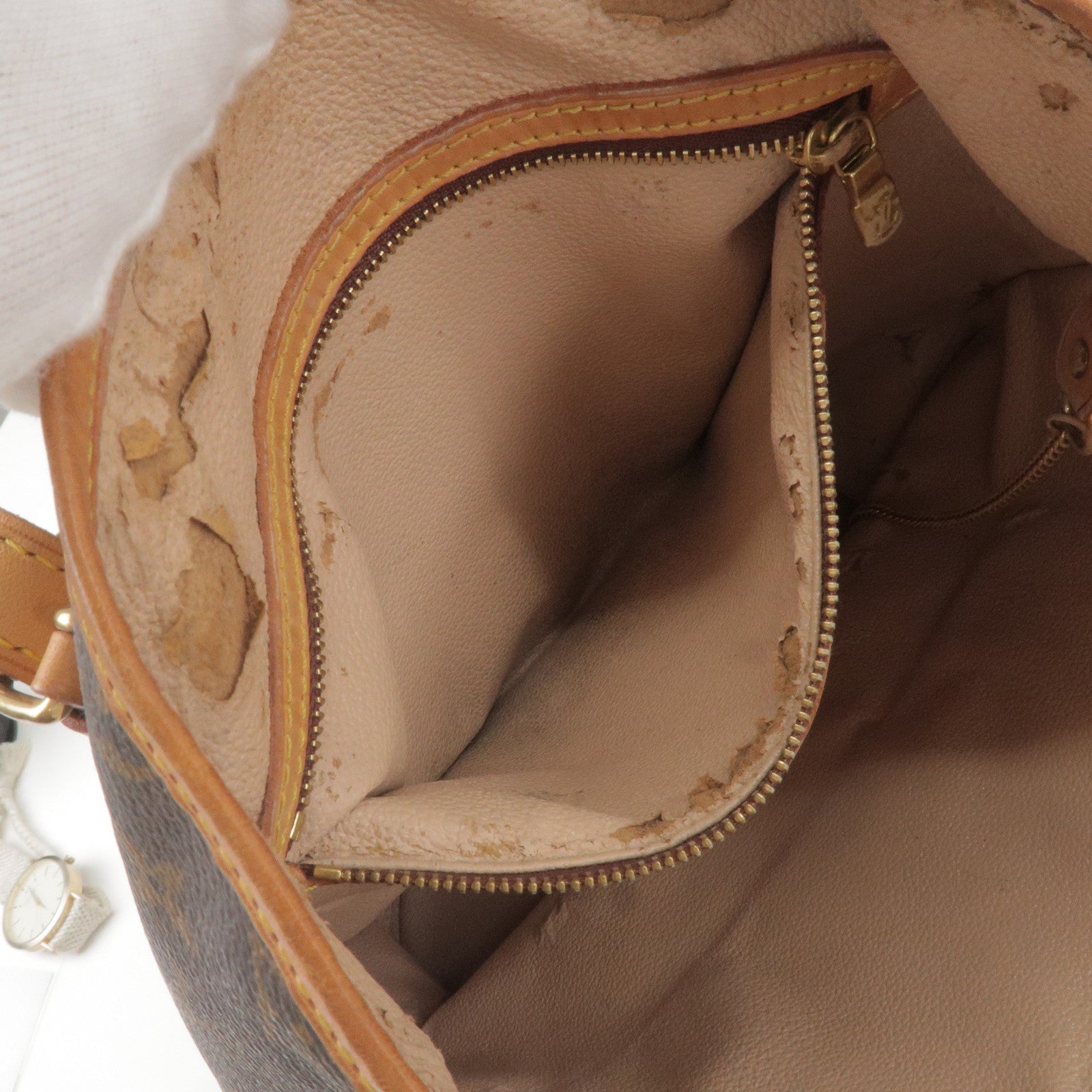 Louis-Vuitton-Monogram-Bucket-GM-Shoulder-Bag-M42236 – dct