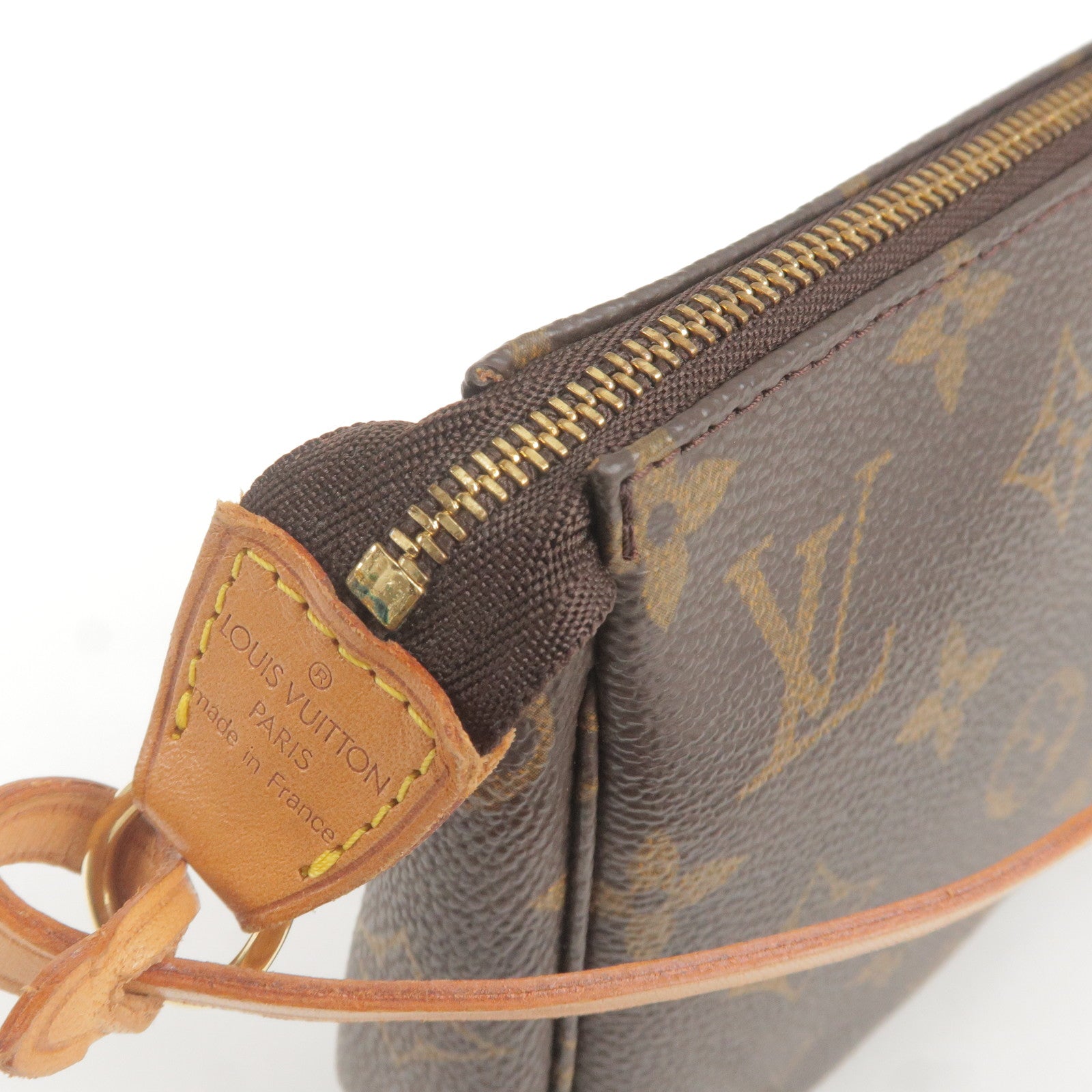 M51980 – Louis Vuitton Marais Ebene Damier Canvas Shoulder - Hand - Vuitton  - Pochette - Accessoires - Bag - Louis - Monogram - Nike Unveils Louis  Vuitton's Kim Jones Collaboration