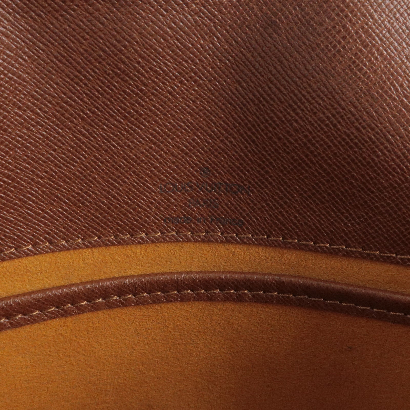 Bag - M51257 – Louis Vuitton LV Ollie Jamaican Monogram SS21 - Louis -  Vuitton - Shoulder - Musette - Sac bandoulière Louis Vuitton XS en cuir  Mahina noir - Tango - Short - Monogram