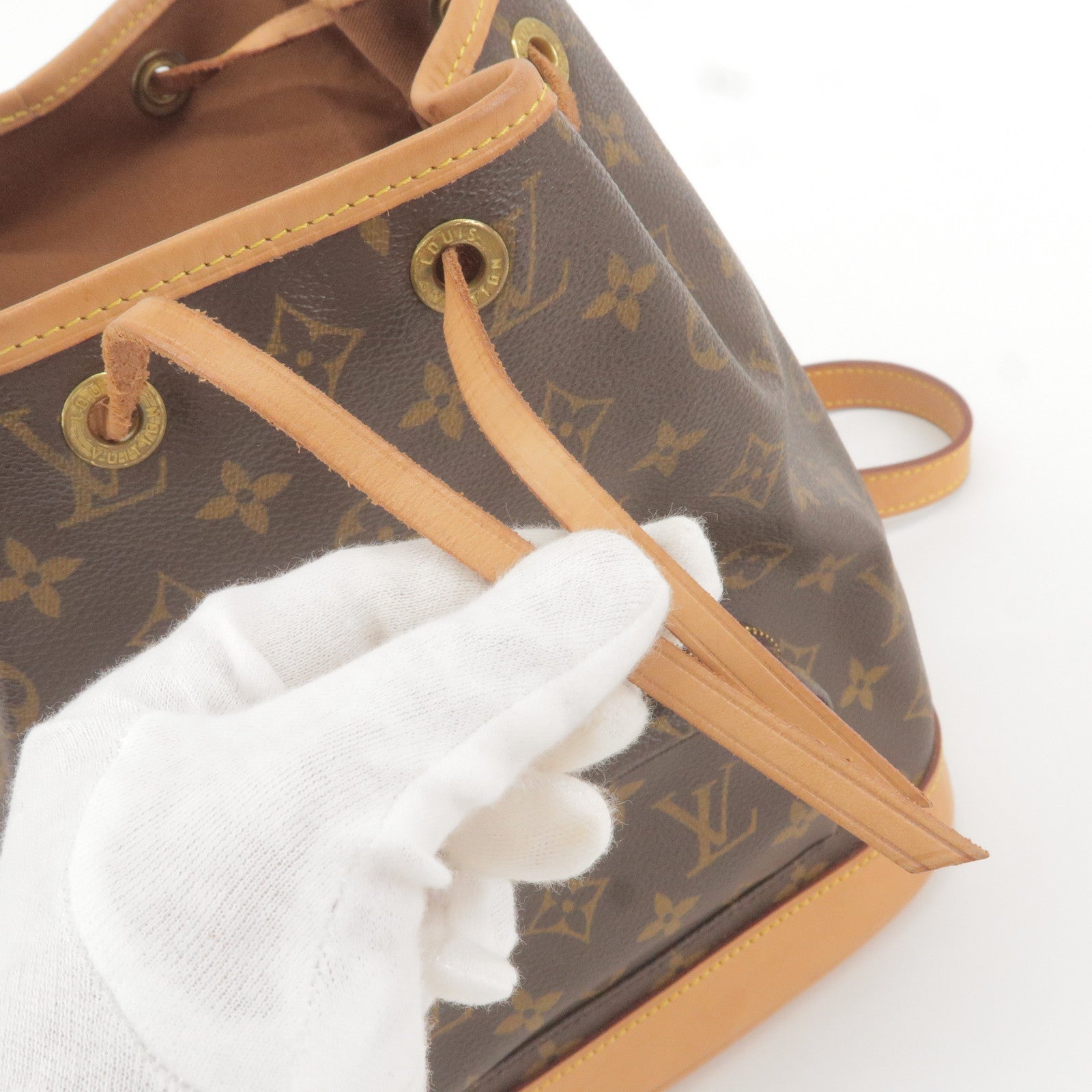 Custom Painting on LOUIS VUITTON Monogram Ellipse. or Any -  Finland