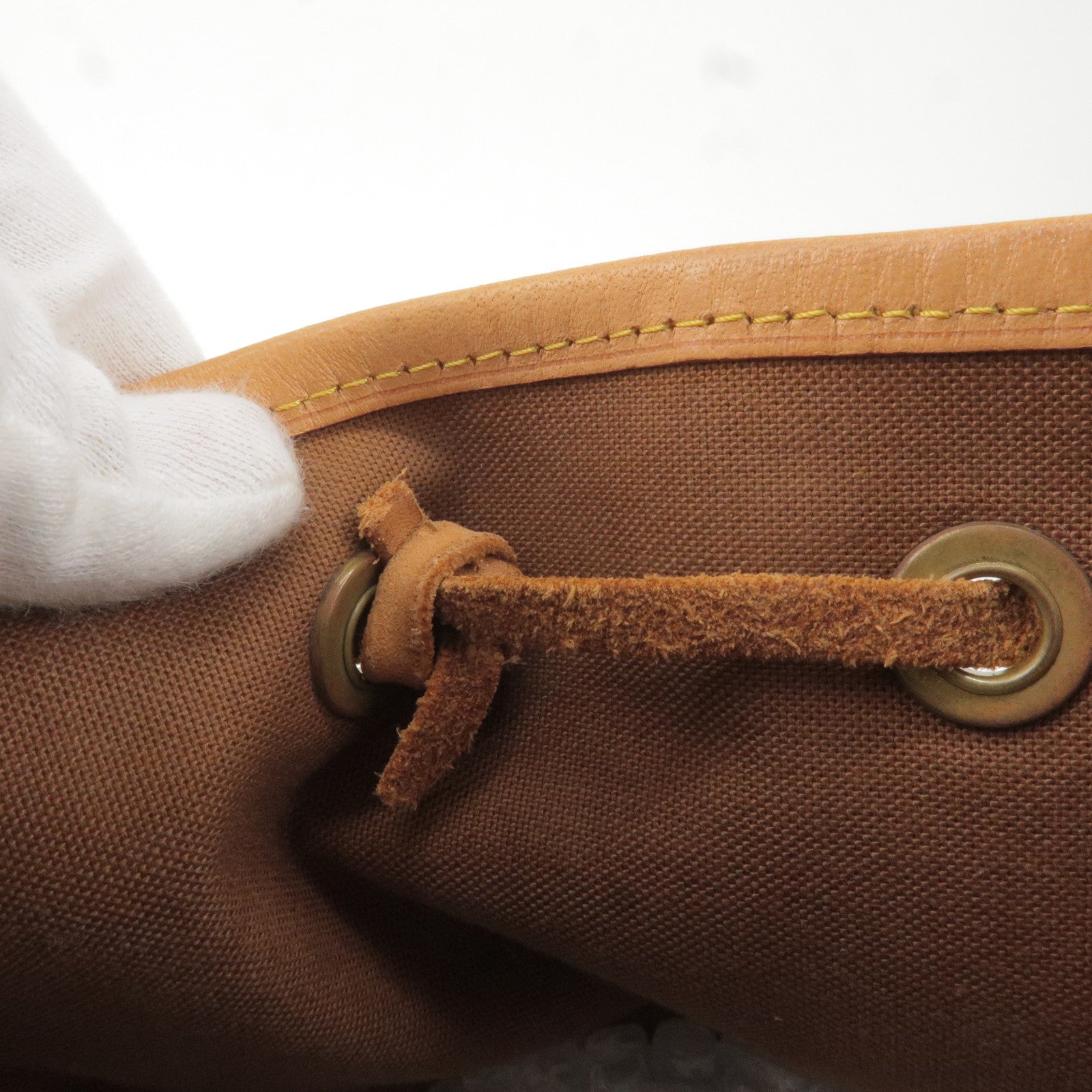 Vuitton Abloh Illusion Leather Keepall - Vintage Lux