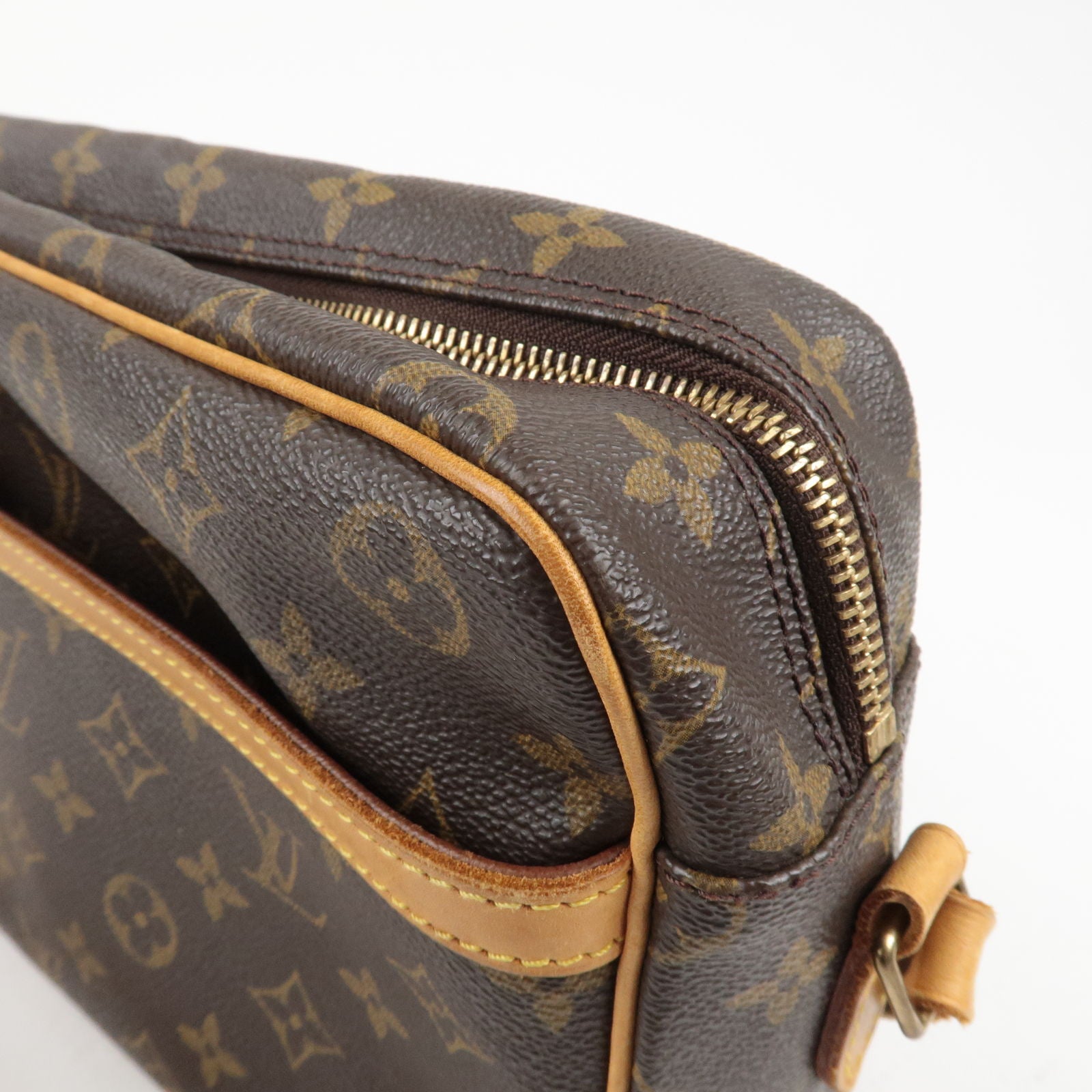 Looking to sell my LV Mabillon Crossbody : r/Louisvuitton