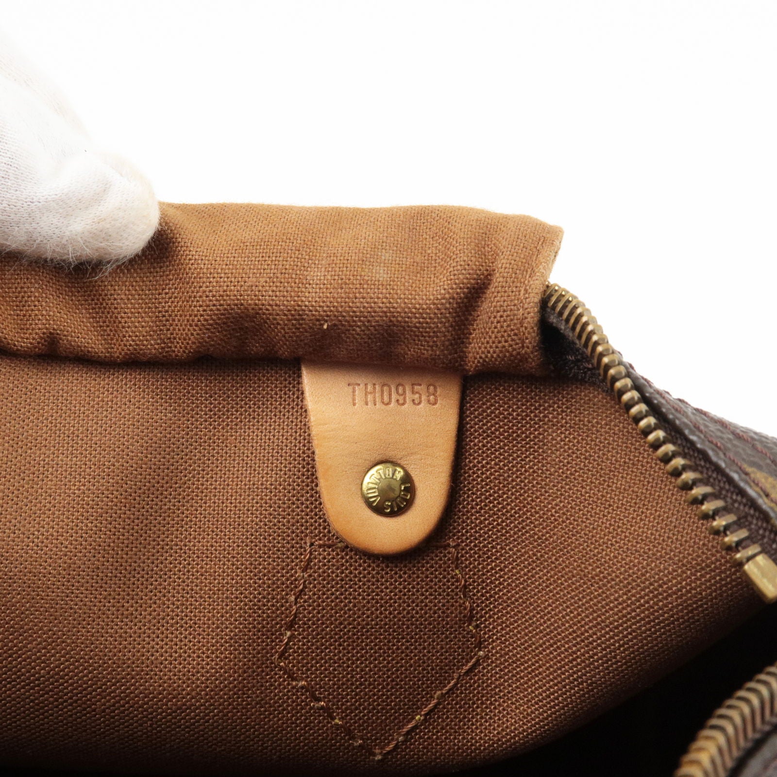 Louis Vuitton Monogram Canvas Speedy 40 - Handbag | Pre-owned & Certified | used Second Hand | Unisex
