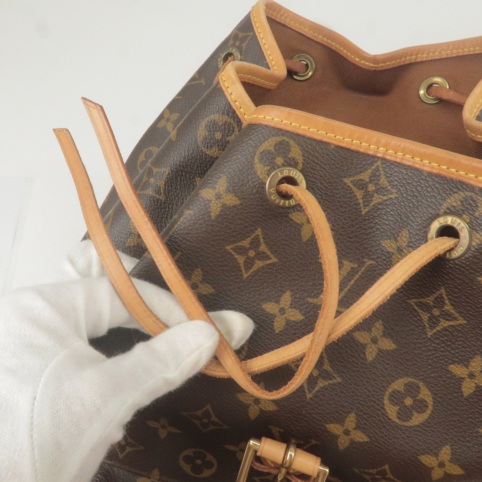 Louis Vuitton Chantilly MM Monogram Crossbody M51233