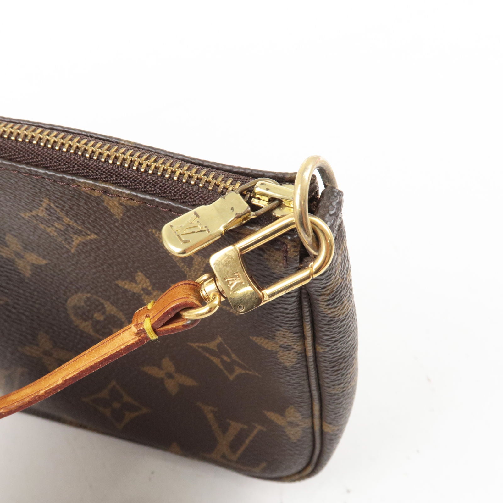 Louis Vuitton 2008 pre-owned Mini Damier Azur Pochette Accessoires