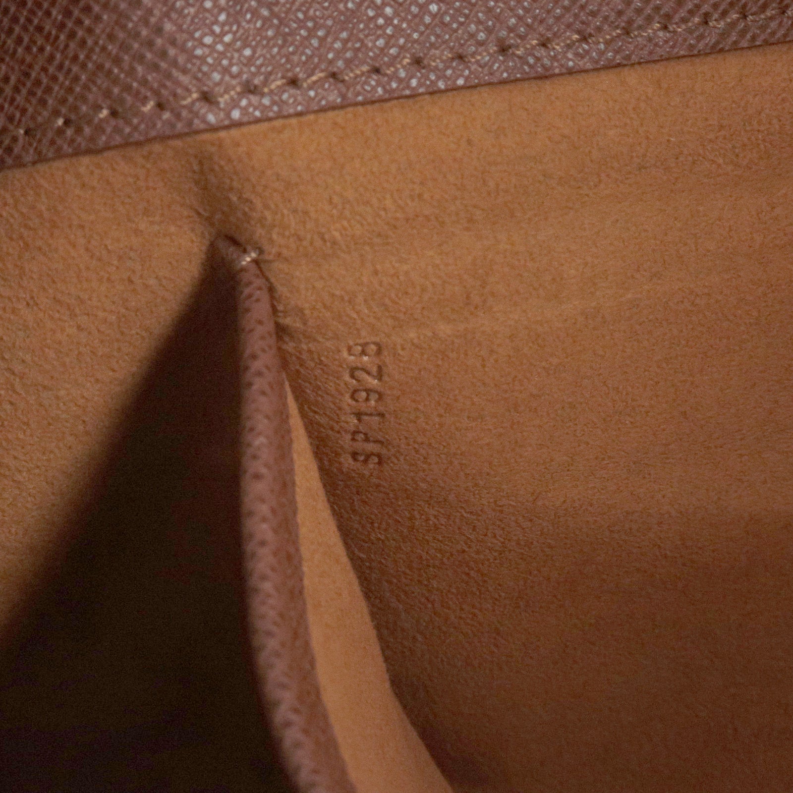 Louis Vuitton 1999 pre-owned monogram Musette Tango shoulder bag Braun