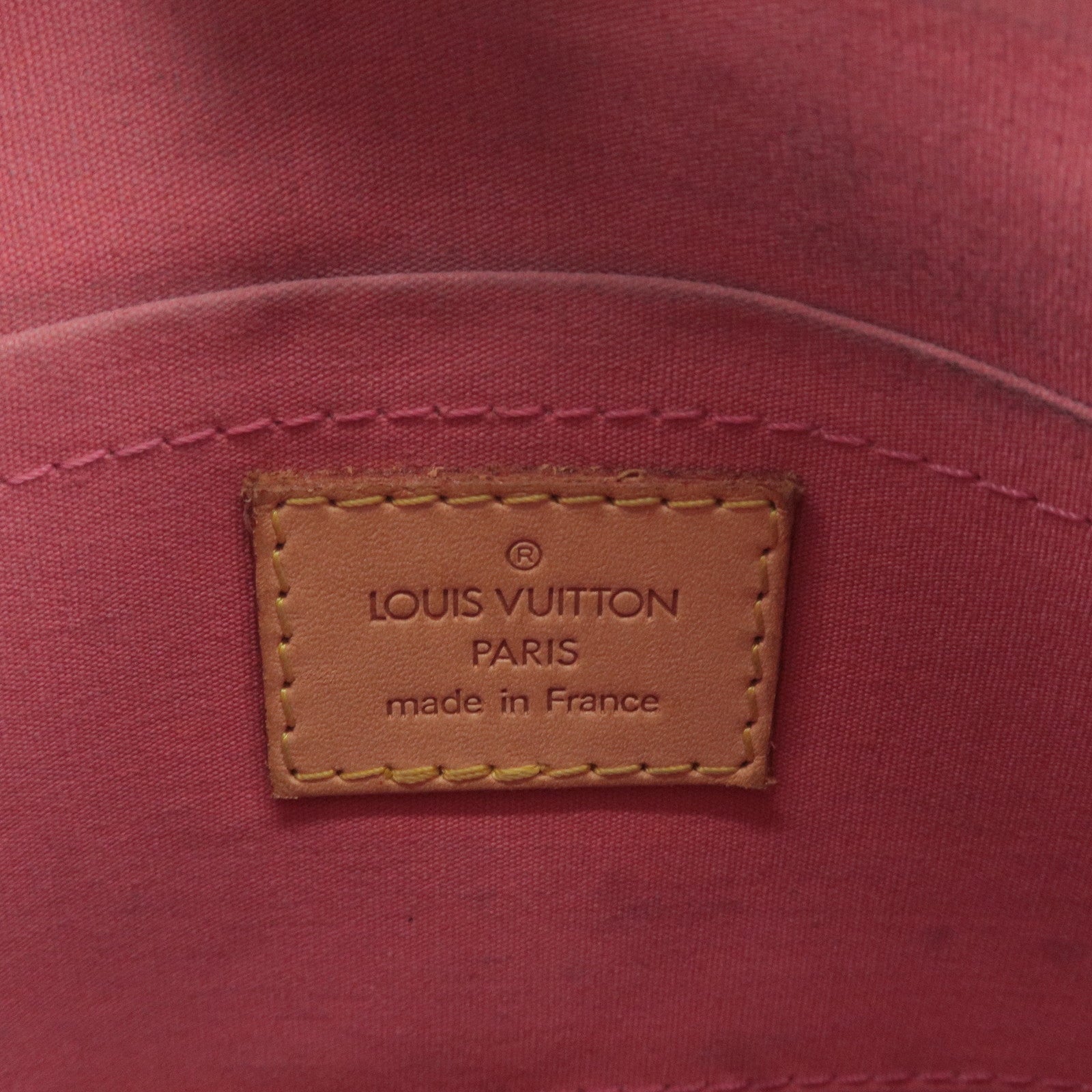 Louis Vuitton Baby Pink Monogram Vernis Greene Cell Phone Holder