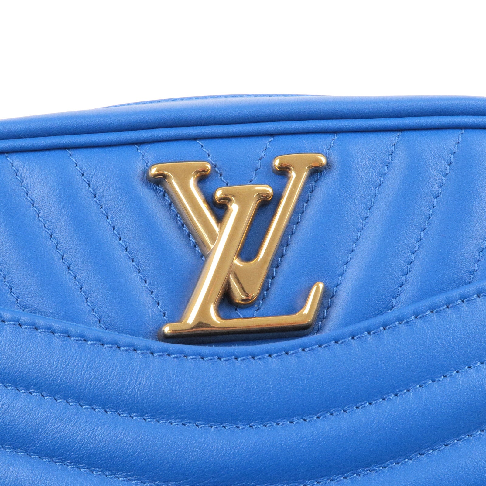 LOUIS VUITTON *New Wave* Camera Shoulder Bag Quilted BLUE Leather M53901  Purse