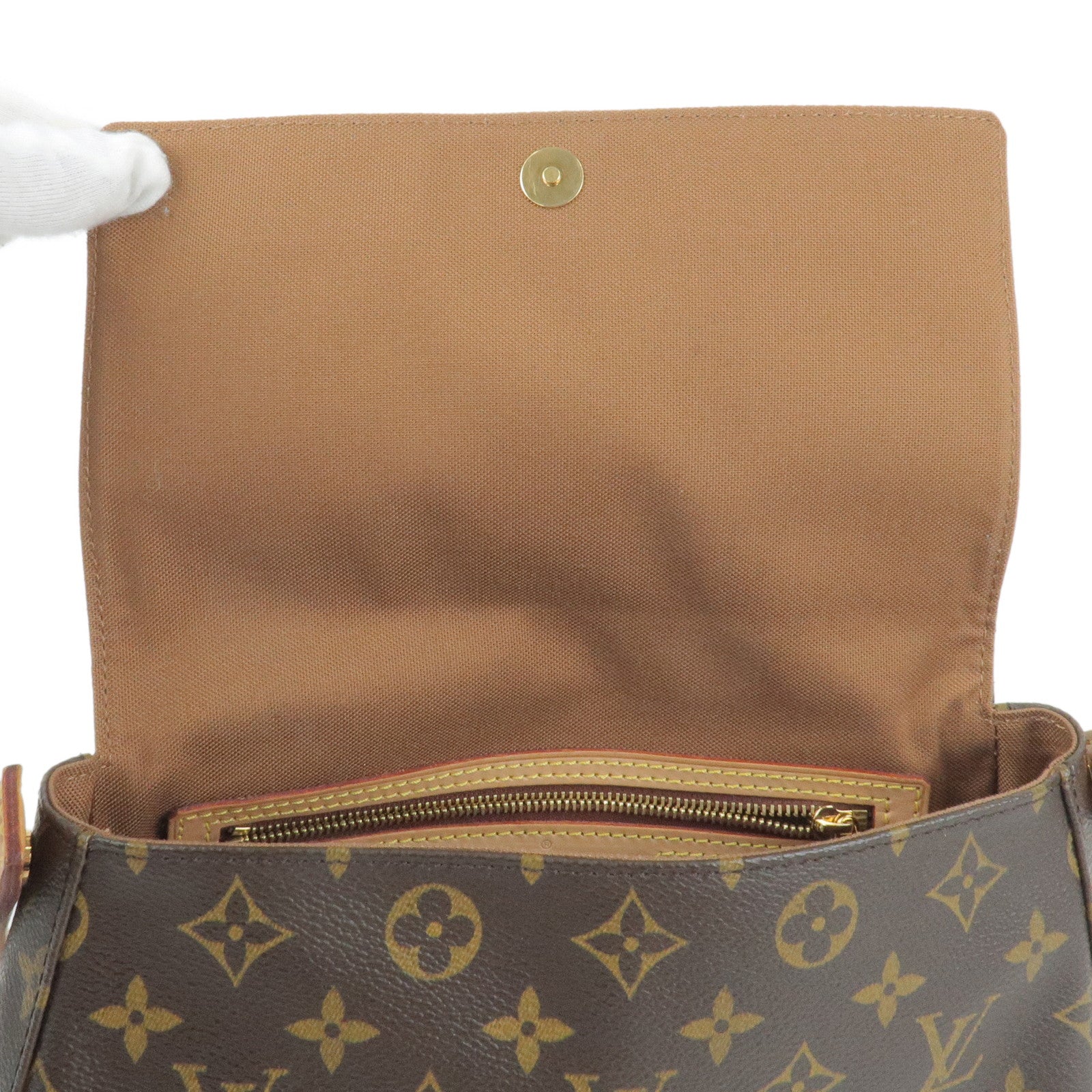 Louis Vuitton Piment Epi Alma BB - Preloved for less at Love that