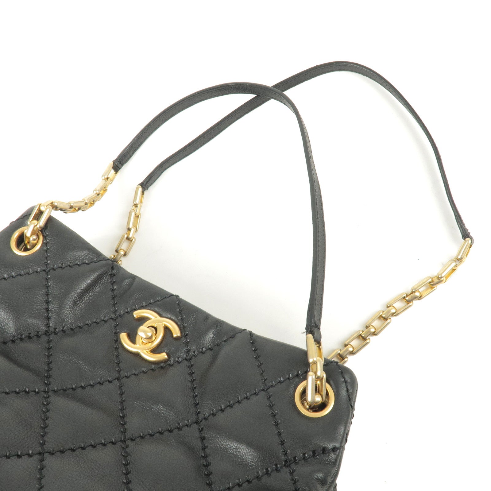 Chanel panel Pre-Owned 2000s twisted ring - ep_vintage luxury Store - Ultra  - Leather - Quilted - Black – dct - Shoulder - Bag - Chain - CHANEL panel -  Stitch