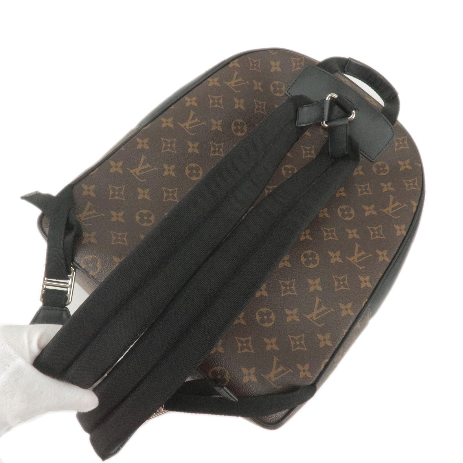 Louis Vuitton Monogram Macassar Cabas Light in 2023  Louis vuitton, Louis  vuitton monogram, Vintage louis vuitton