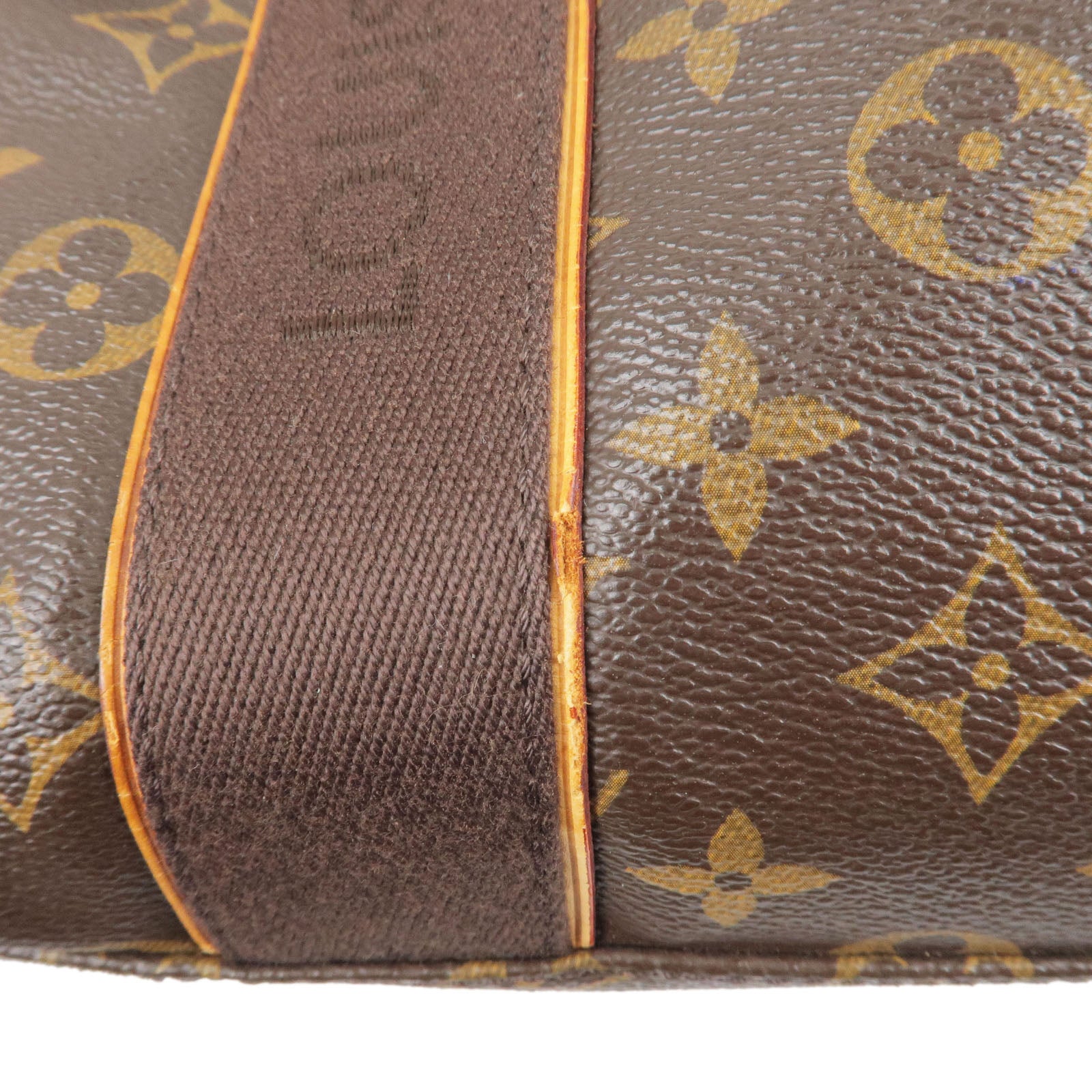 Louis Vuitton Cabas Beaubourg Monogram Canvas in 2023