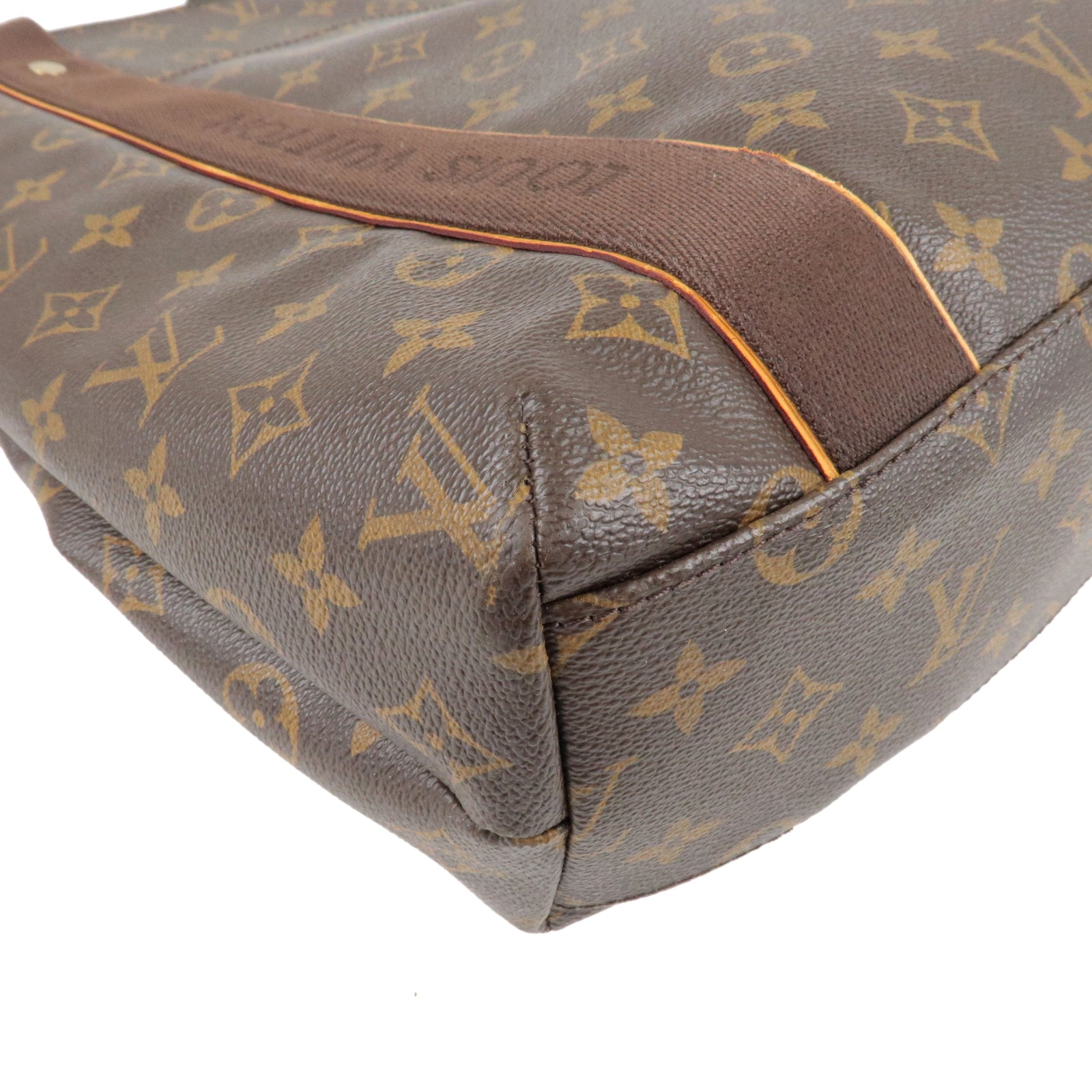 Louis Vuitton - Cabas Beaubourg Monogram Canvas