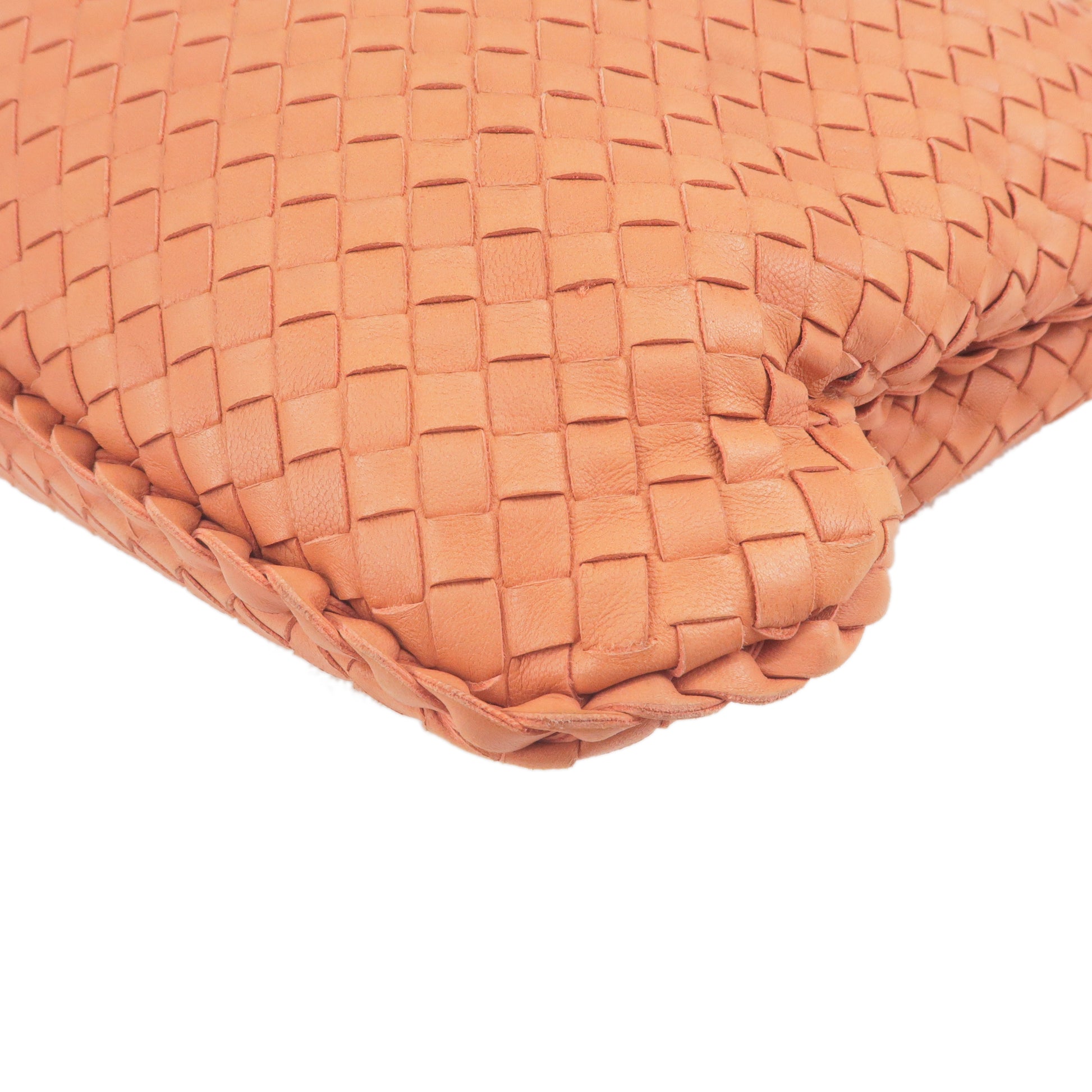 BOTTEGA VENETA Intrechart Leather Shoulder Bag Orange