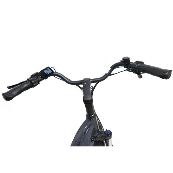 eunorau-meta-275-step-thru-commuter-e-bike-handlebar