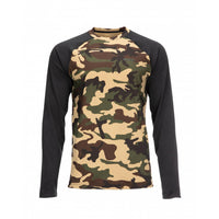 Simms Lightweight Baselayer Top Medium / Woodland Camo