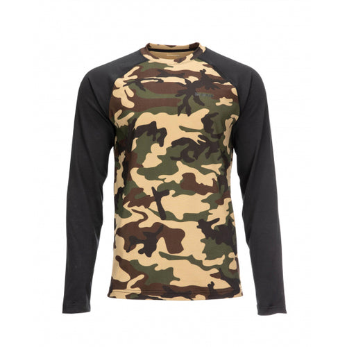 Simms Lightweight Baselayer Top Small / Woodland Camo Simms Lightweight Baselayer Top Small / Woodland Camo