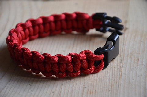 Amazon.com: Survival Straps Paracord Survival Bracelet 2nd Ammendment  Supporter Medium : Sports & Outdoors