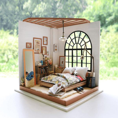 DIY Dollhouse Miniature House Kit - Alice's Dreamy Bedroom